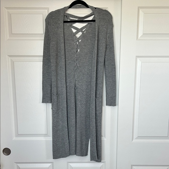 No Boundaries Juniors Size S (3-5) Gray Knit Cardigan Duster Back Tie Detail - Picture 1 of 8